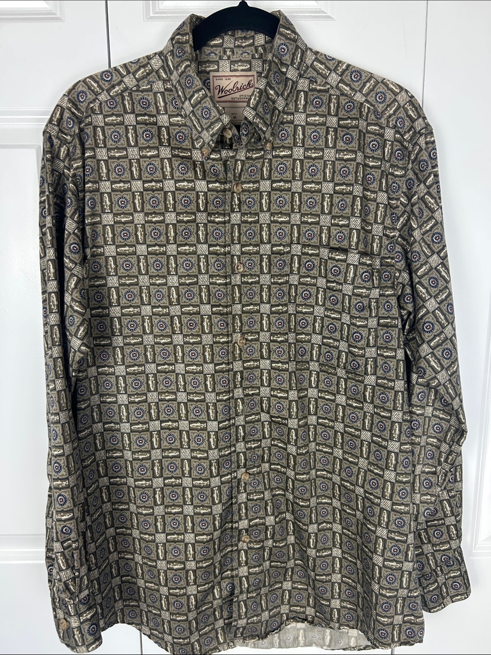 Woolrich Men's Olive and Navy Geo-Print Long-Sleeve Button-Down Shirt Size Med